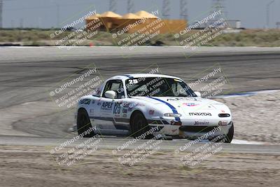 media/Jun-01-2024-CalClub SCCA (Sat) [[0aa0dc4a91]]/Group 3/Qualifying/